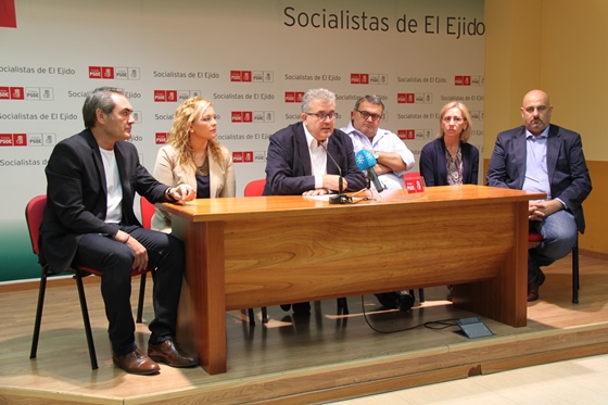 El PSOE del Poniente pide que la desaladora de Balerma funcione a pleno rendimiento y que el PP dé el mismo trato a los regantes de la comarca que a los de Murcia