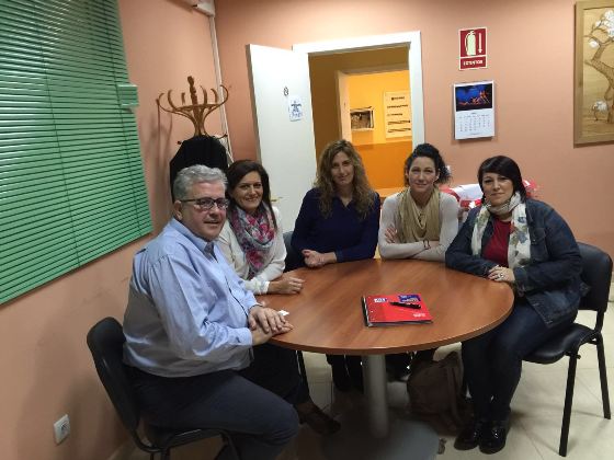 El PSOE de El Ejido se reúne con el AMPA del CEIP Ciavieja