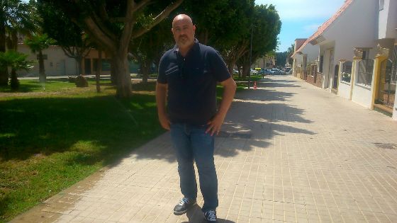 El concejal socialista ejidense Juan José Callejón solicita información acerca de la existencia de una plaga de pulgas