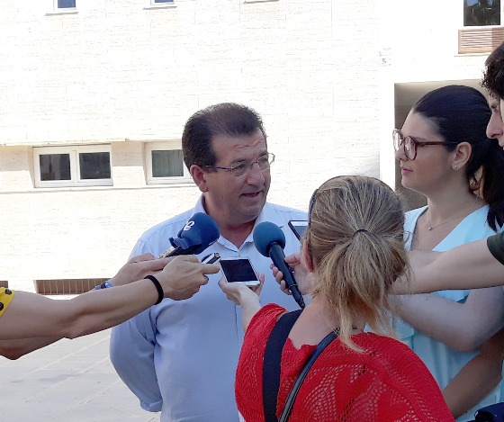 El PSOE de El Ejido acusa al PP de dejadez de funciones al perder una ayuda de 675.000 euros para caminos rurales