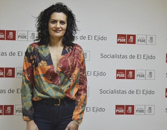 El PSOE de El Ejido rechaza la adjudicación de la concesión del transporte urbano y la Estación de Autobuses al no integrar a todos los núcleos
