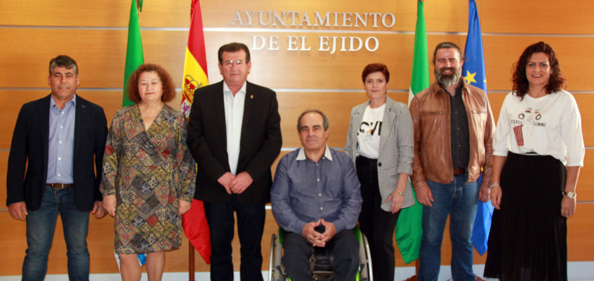 El Grupo Socialista de El Ejido se recompone con la toma de posesión de sus actas de cinco nuevos concejales