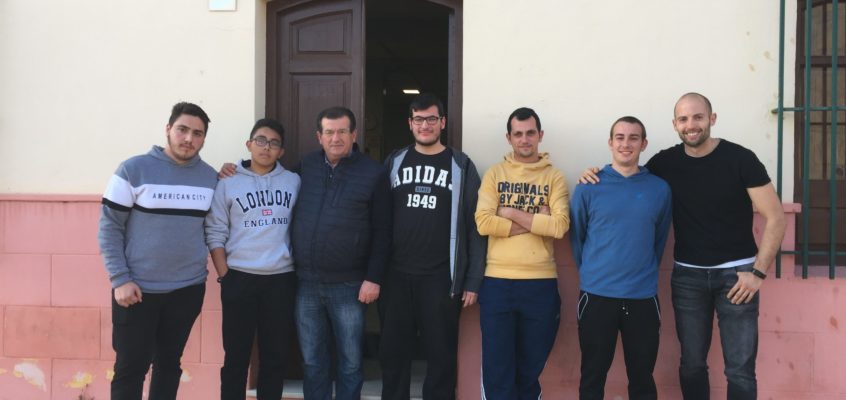El PSOE de El Ejido se compromete a dotar a los barrios y núcleos de espacios de encuentro y convivencia intercultural para los jóvenes