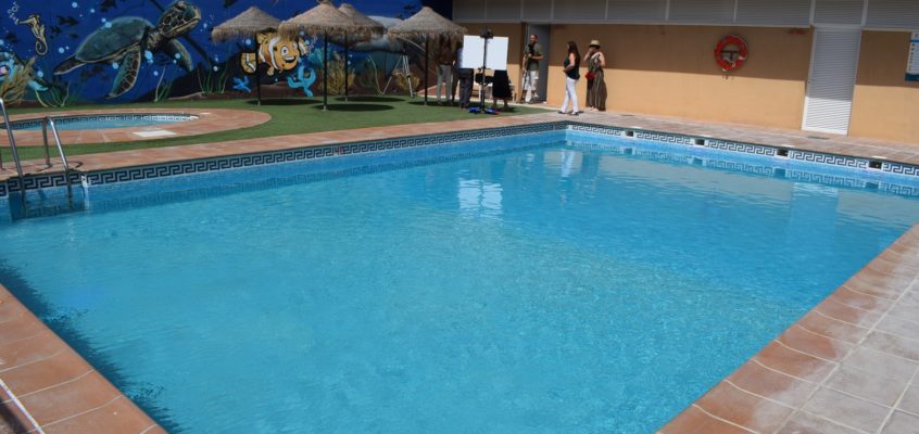 El PSOE de El Ejido solicita al equipo de gobierno local que “tome en serio” la construcción de una piscina al aire libre en Santa María del Águila