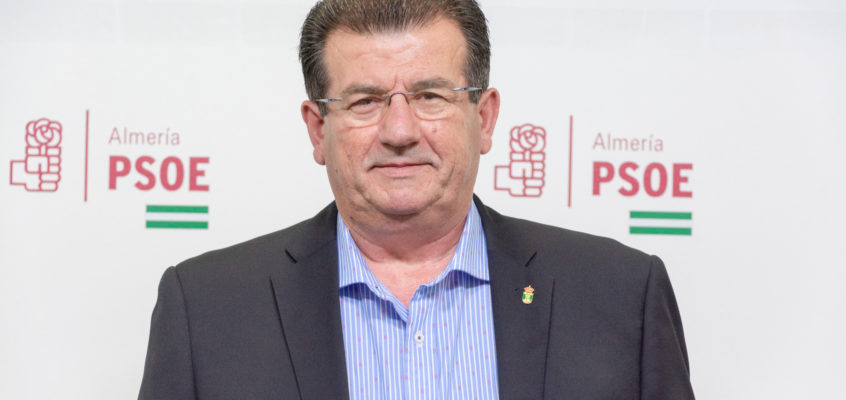 El PSOE de El Ejido denuncia que más de 500 escolares en situación de vulnerabilidad del municipio no reciben las tres comidas diarias