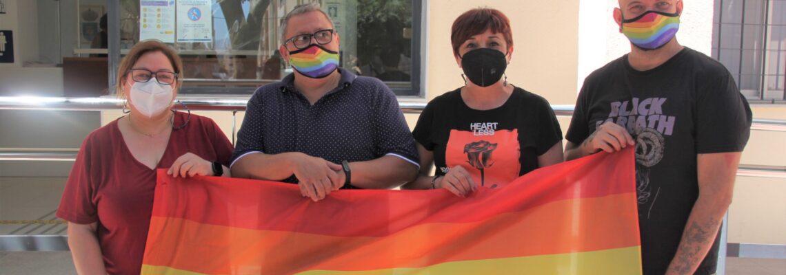El PSOE de El Ejido lamenta que un año más el alcalde “pase de puntillas” por el Día Internacional contra la Homofobia, Transfobia y Bifobia