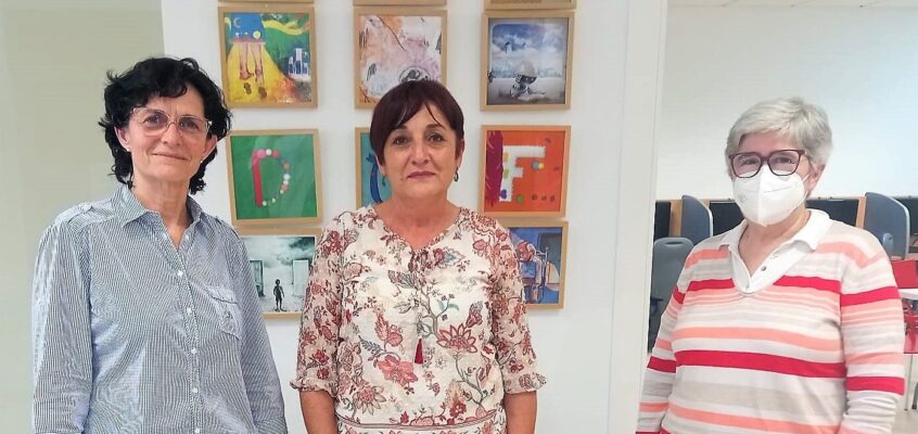 Maribel Carrión plantea a Down El Ejido la creación de servicios municipales de apoyo a las personas con discapacidad intelectual