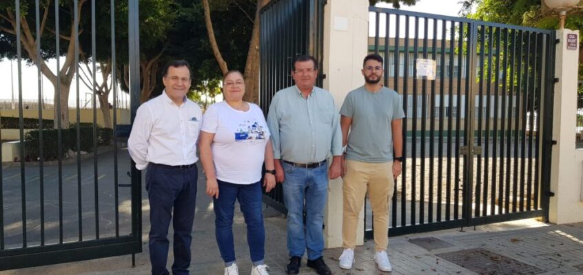 El PSOE acusa al alcalde de tapar los incumplimientos de Moreno Bonilla con los centros educativos de El Ejido
