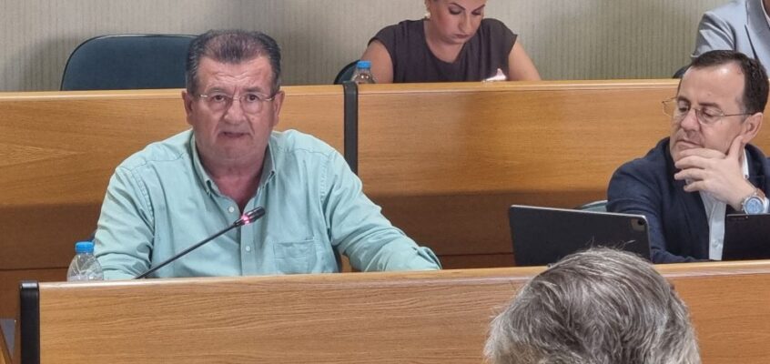 El PP se queda solo y vota en contra de mejorar la sanidad pública en El Ejido