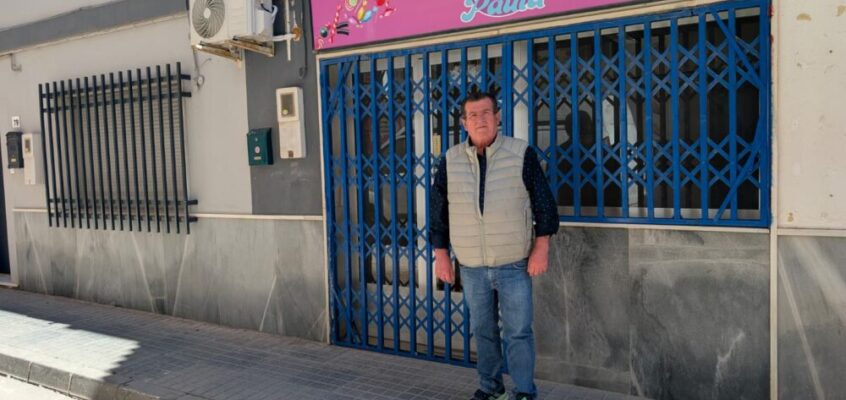 El PSOE respalda a los comerciantes de la calle Loma de la Mezquita afectados por las obras