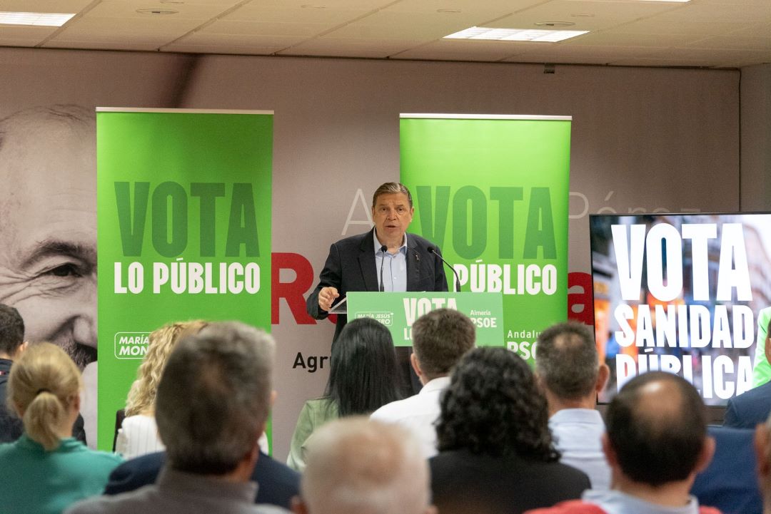 Planas pone en valor el apoyo del PSOE a la agricultura almeriense